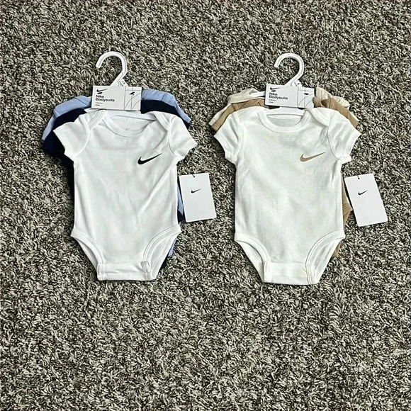 Nike 2-Pack Baby Bodysuits, Set of 3 Onesies Each - Picture 1 of 12